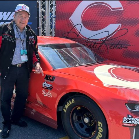Johnny Bench toured the Fan Zone and found this Reds Hot Rod in the MLB showcase.