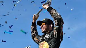 Will Martin Truex Jr. continue his dominant run at 1.5-mile tracks this weekend at Las Vegas Motor Speedway?
