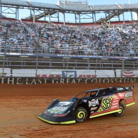 Tennessee resident Scott Bloomquist will be one of the favorites to win in the World of Outlaws Mortons Buildings Late Model Series at the World of Outlaws Bristol Bash April 8-10 at Bristol Motor Speedway.  