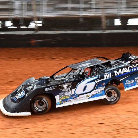 NASCAR Cup Series champ Kyle Larson is entered in the Karl Kustoms Bristol Dirt Nationals this weekend in the XR Super Series Late Models. Last year Larson posted a pair of second place finishes in the event at Bristol Motor Speedway. 