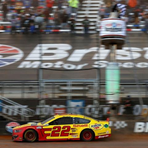 Joey Logano is the defending winner of the Food City Dirt Race at Bristol Motor Speedway, proving that you don't need to be a dirt specialist to win the popular race. 
