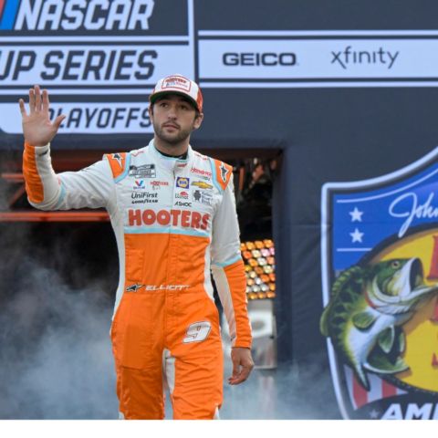 Driver introductions with walk out music is one of the coolest traditions of the Bass Pro Shops Night Race. Chase Elliott selected Ride The Lightning – 717 Tapes by Warren Zeiders.