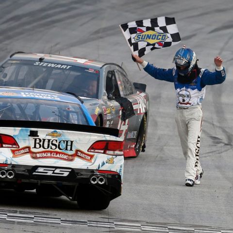 When Kevin Harvick won the 2016 Night Race his team owner Tony Stewart stopped at the start-finish line to congratulate him and celebrate the special moment.