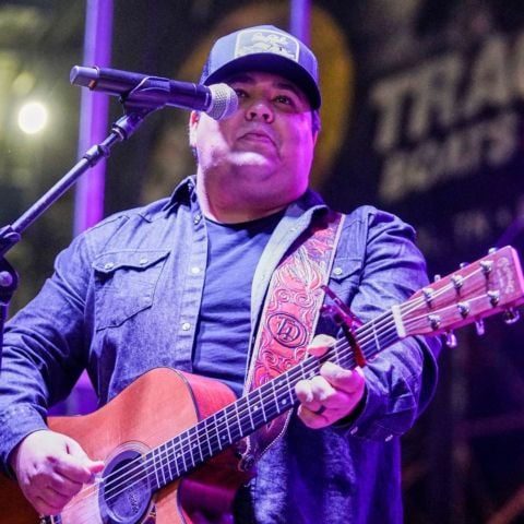 Tim Dugger headlines the Pre-Race Infield Experience as the pre-race concert performer.