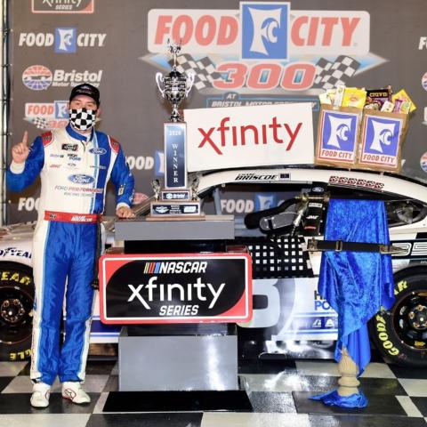 Briscoe wins Food City 300