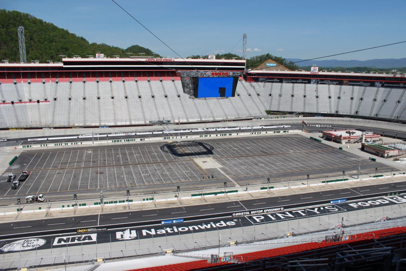 Bristol Motor Speedway Seating Chart + Rows, Seats and Club Seats